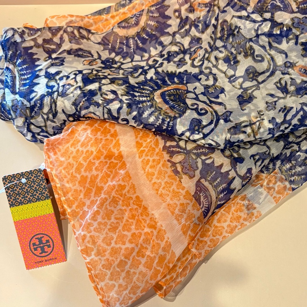 Tory Burch Silk Scarf in Ocean Mist. NWT - Picture 3 of 11